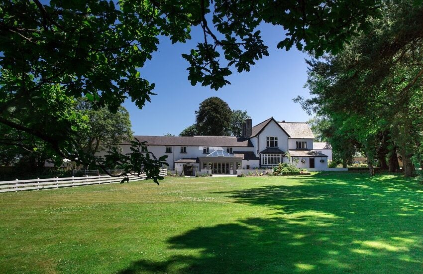 Pontypridd Golf Accommodation
